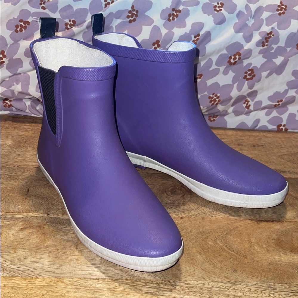 ⭐️5 for $25!⭐️ LG Purple Women's Winter & Rain Boots